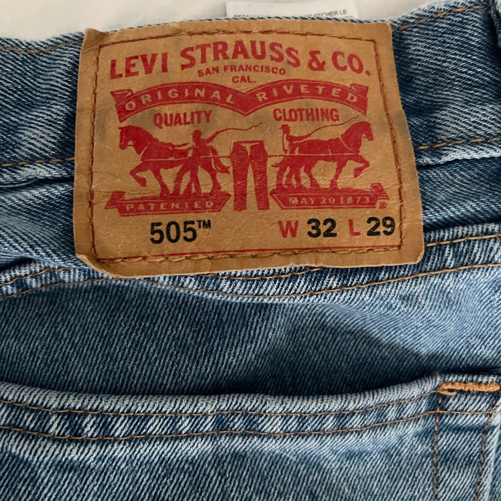 Levi’s 505 32x29